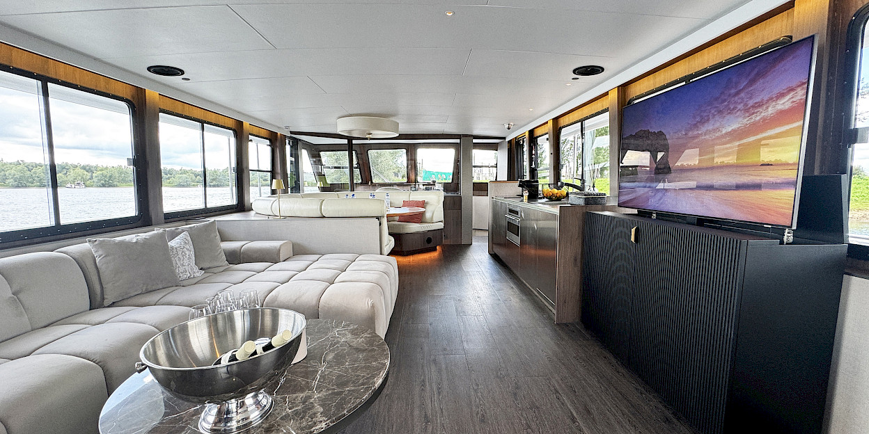 Vergaderen op een boot