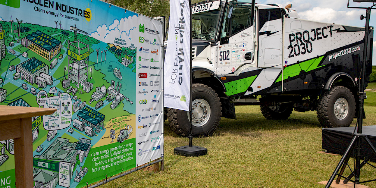 Productpresentatie op een eiland aan het water